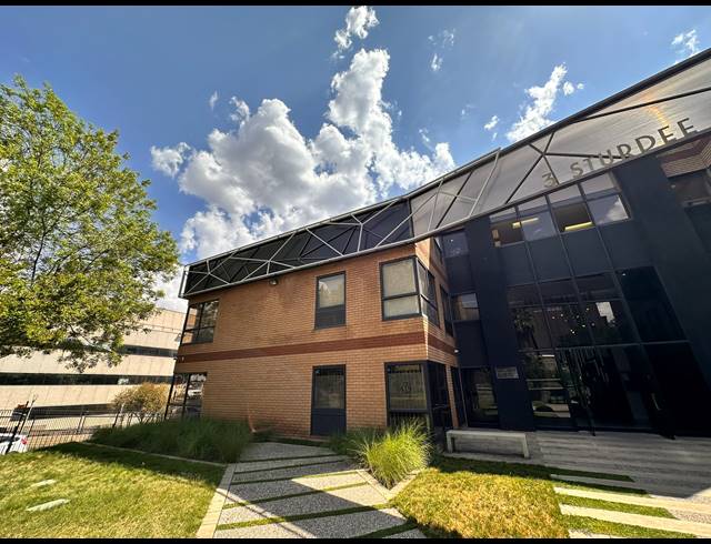 330M² OFFICE TO LET IN ROSEBANK